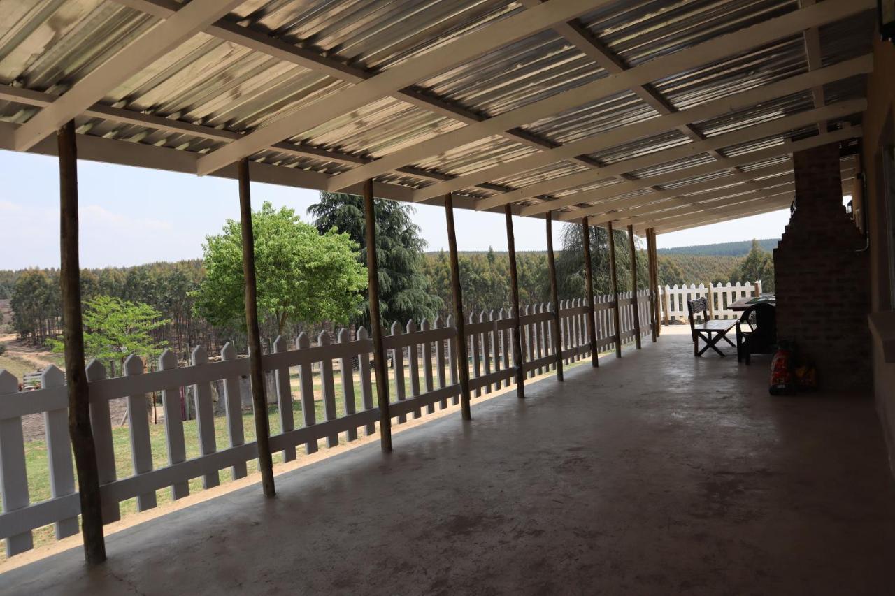 Lochiel Rocks & Roses Farm Stay المظهر الخارجي الصورة